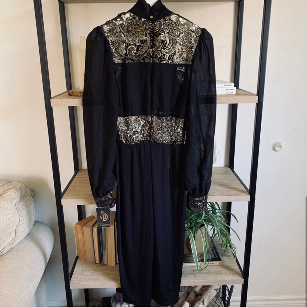 Sanyae Demure Gold Lace Long Sleeve Maxi Dress NWT